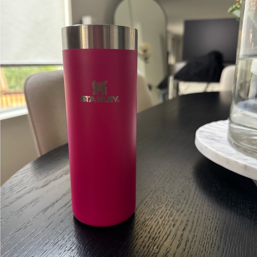 Stanley HOT PINK Aerolight Transit Tumbler (missing cap!!)